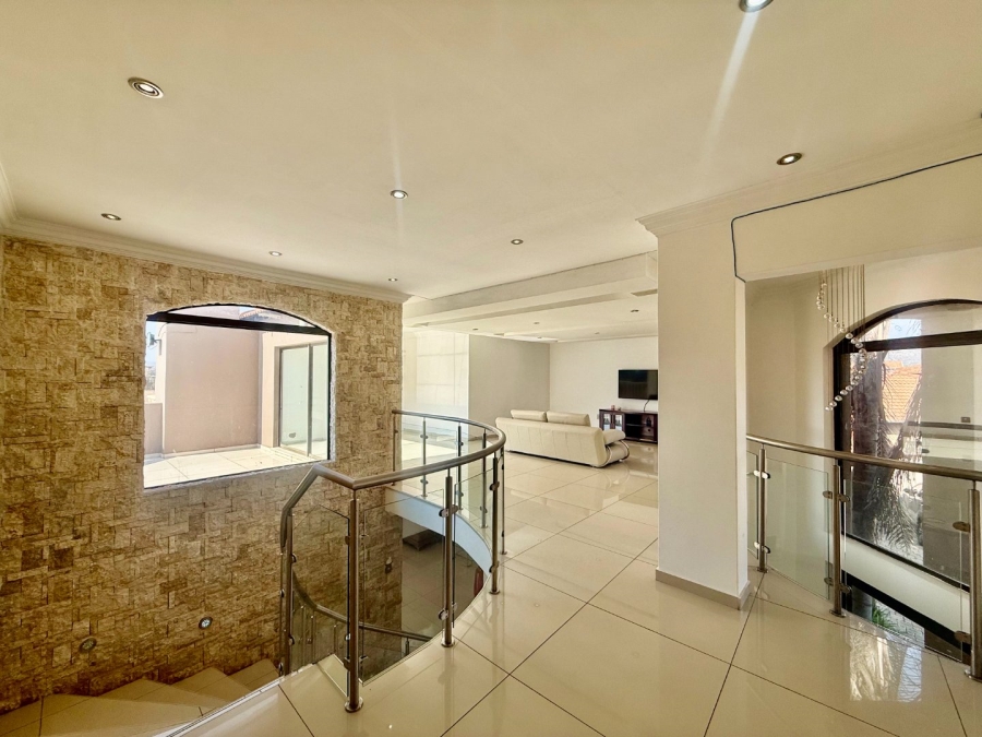 4 Bedroom Property for Sale in Birdwood Estate North West